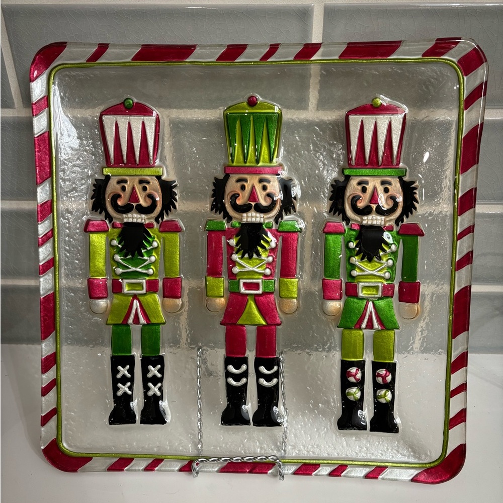 Pier 1 Nutcracker decorative dish